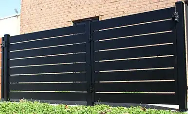 Centurion Select - Horizontial Aluminum Fence Section
